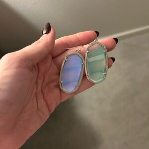 Kendra Scott Elle Silver Drop Earrings in Dichroic Glass